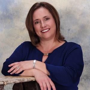 Meet your Posher, Dana